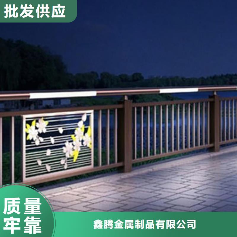 燈光護(hù)欄不銹鋼立柱每個(gè)細(xì)節(jié)都嚴(yán)格把關(guān)