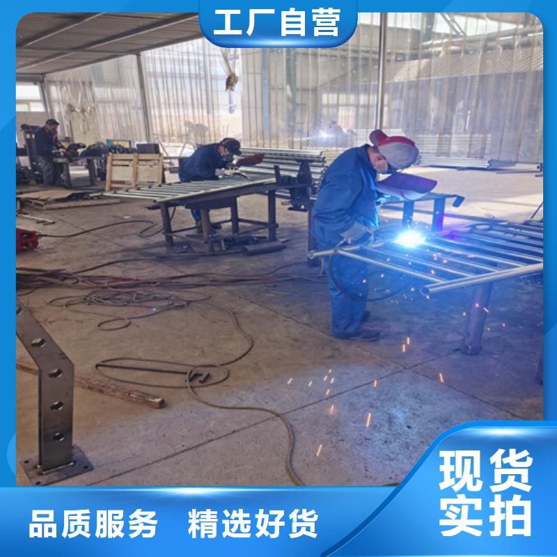 防撞護欄【高速開口欄網(wǎng)】使用壽命長久