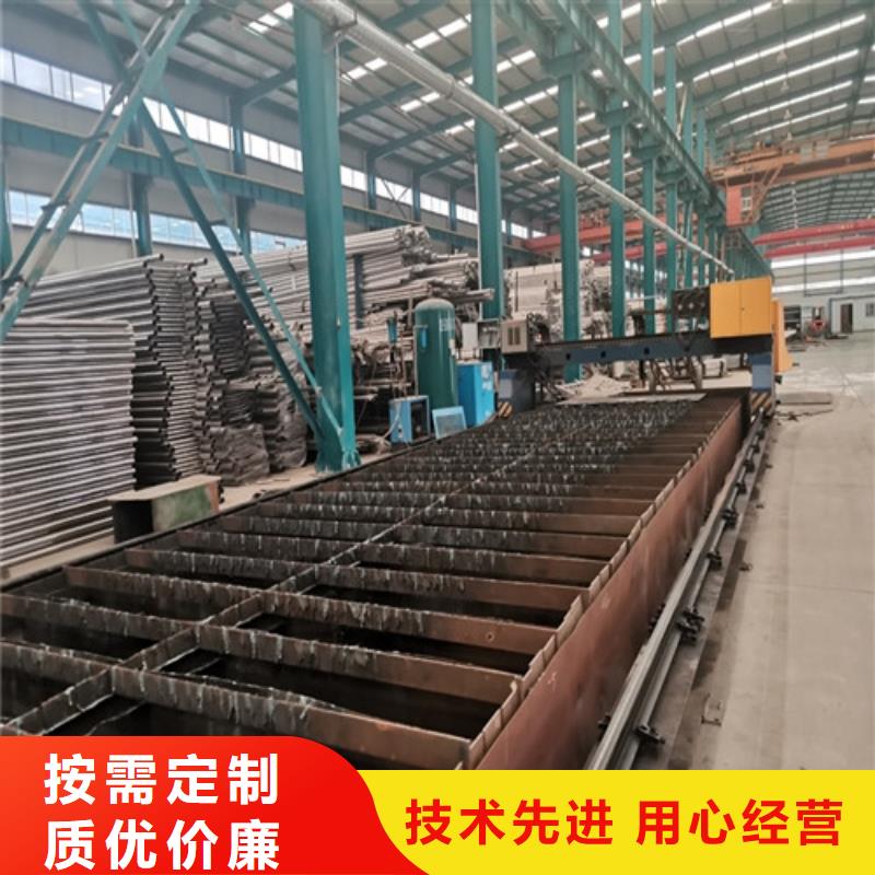 橋梁護(hù)欄市政道路防護(hù)欄價(jià)格合理