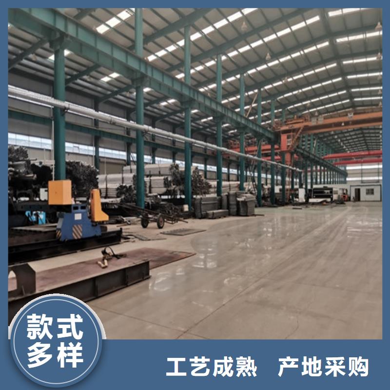防撞護(hù)欄鍍鋅波形護(hù)欄實(shí)體廠家