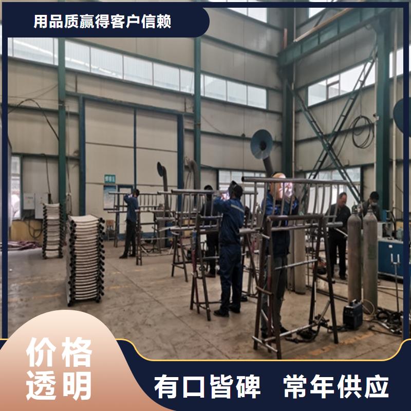 防撞護(hù)欄鍍鋅波形護(hù)欄實(shí)體廠家