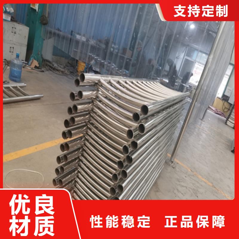 防撞護(hù)欄鍍鋅波形護(hù)欄實(shí)體廠家