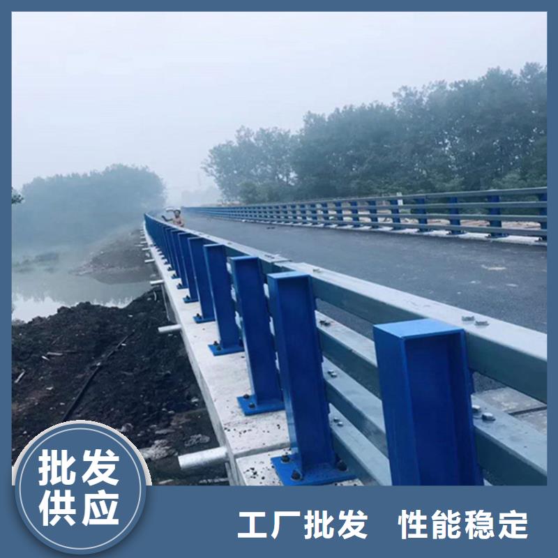 護(hù)欄橋梁防撞立柱大廠家實(shí)力看得見