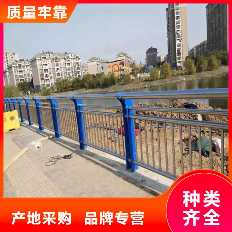 護(hù)欄機(jī)動車隔離護(hù)欄 廠家型號齊全