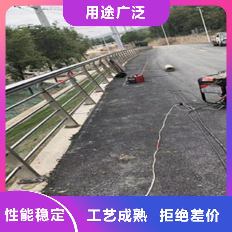 護(hù)欄 河道防撞欄桿種類多質(zhì)量好