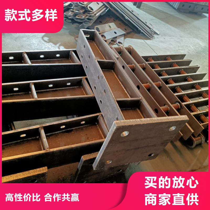  护栏库存充足