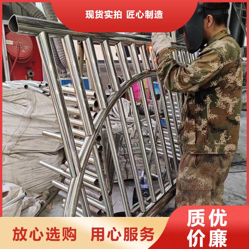 優(yōu)選：防撞欄桿基地