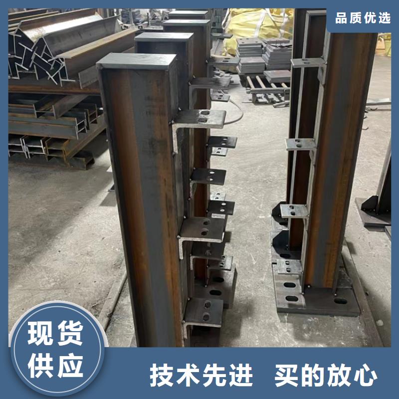 河道護(hù)欄-中央分隔欄技術(shù)先進(jìn)