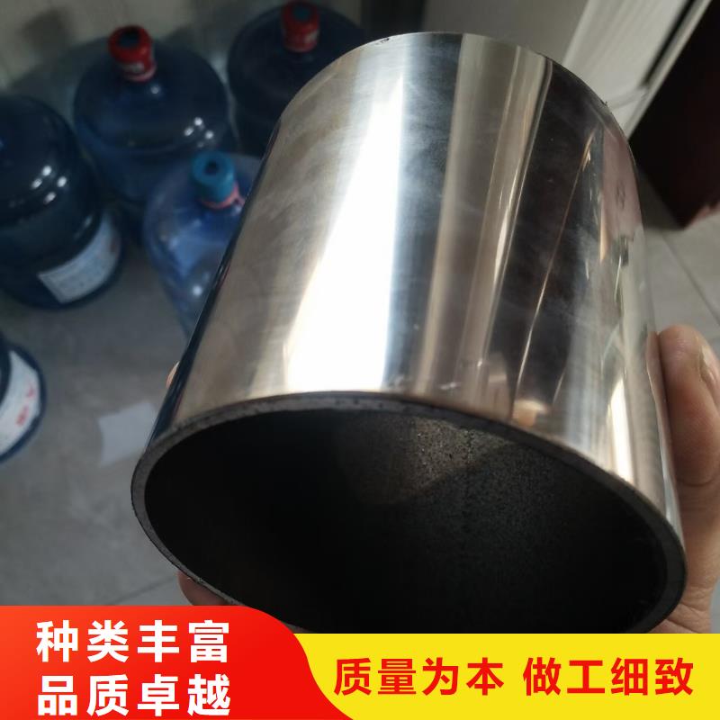 不銹鋼復合管河邊護欄欄桿質(zhì)量優(yōu)價格低