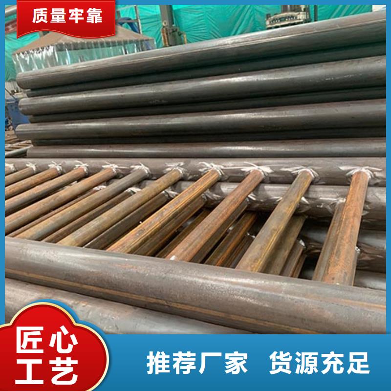 人行道栏杆神龙【 防撞护栏,旋转护栏专业按需定制】