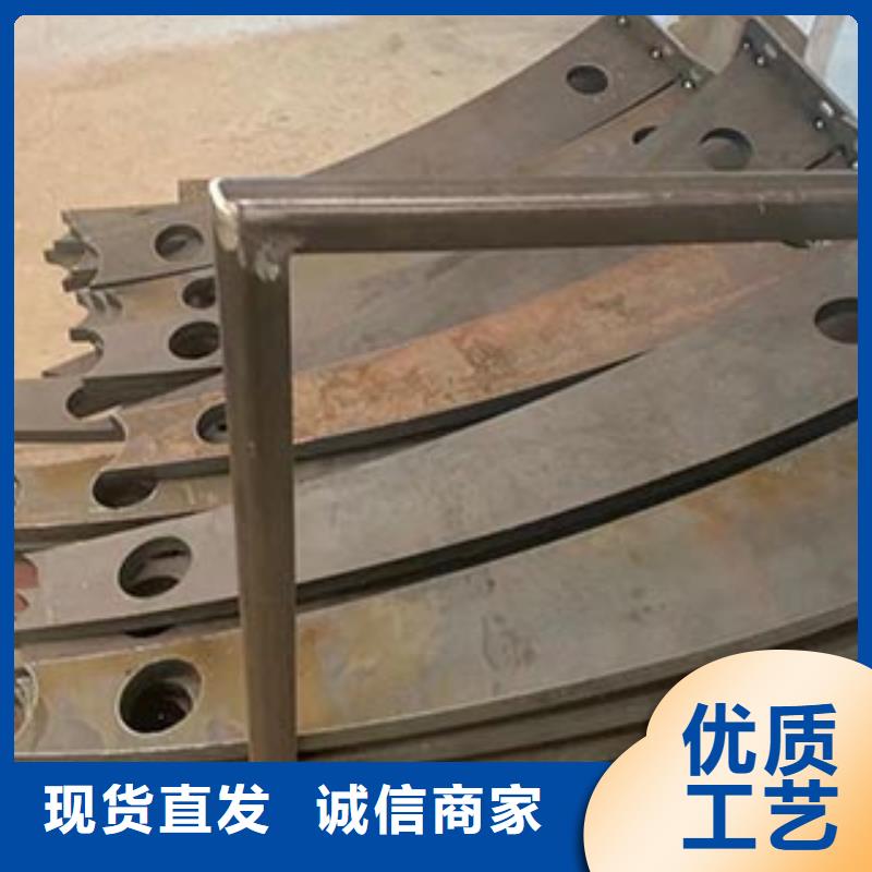 道路防撞護(hù)欄質(zhì)量好_服務(wù)好