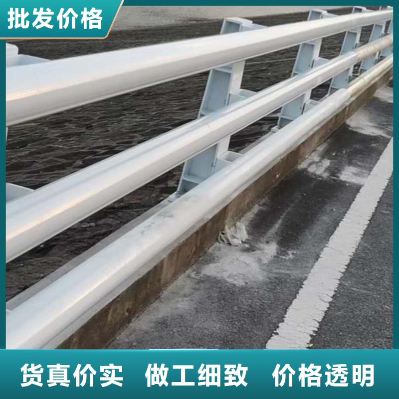 橋梁護(hù)欄鍍鋅噴塑防撞欄工程施工案例