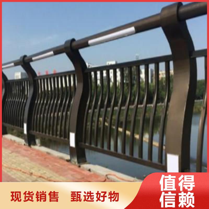 橋梁護(hù)欄鍍鋅噴塑防撞欄工程施工案例