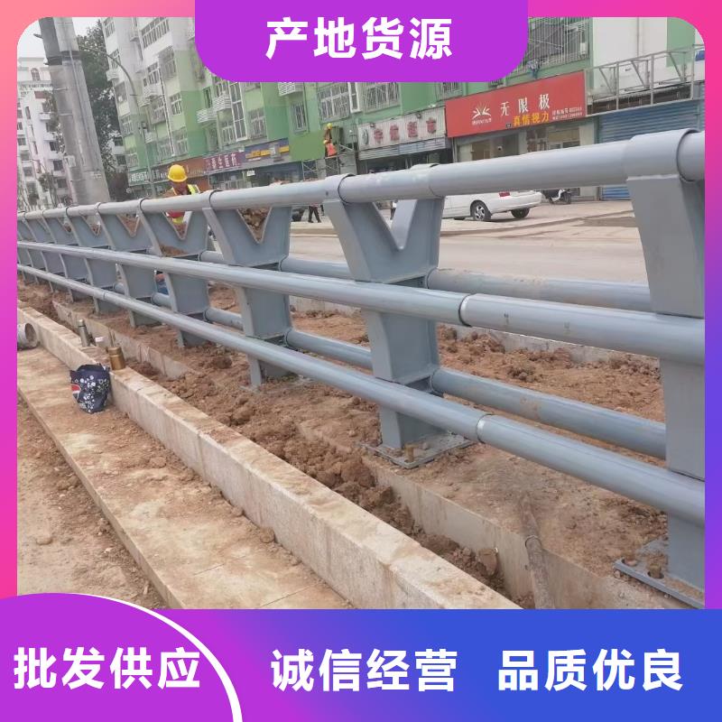 橋梁護(hù)欄【高速開(kāi)口欄網(wǎng)】實(shí)拍展現(xiàn)