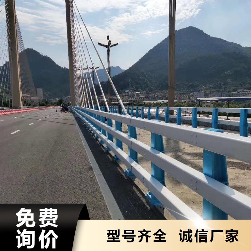 防撞护栏钢背木护栏批发供应