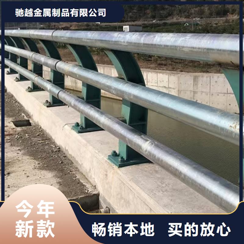 道路护栏钢背木护栏精工打造