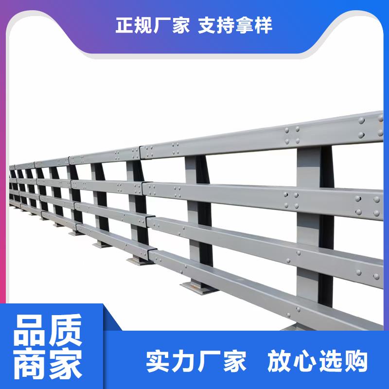 道路護(hù)欄鋼背木護(hù)欄精工打造