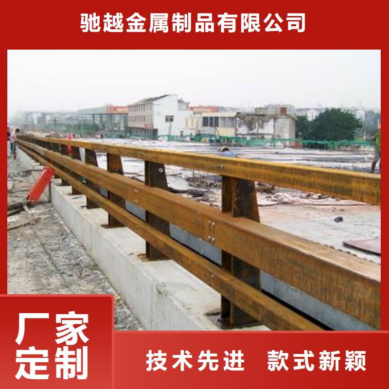 道路护栏钢背木护栏精工打造