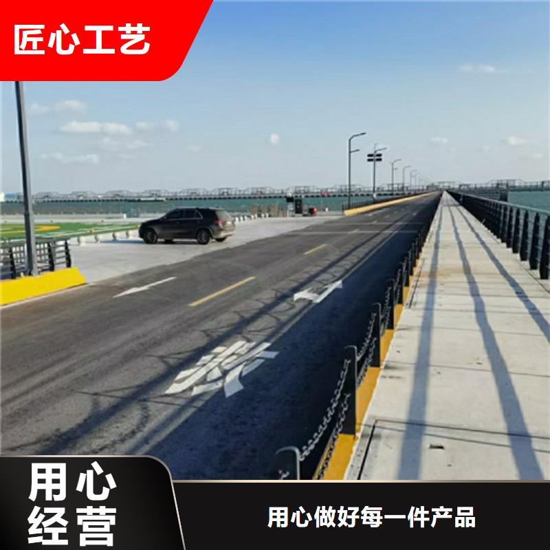 桥梁护栏人车分流栏经久耐用