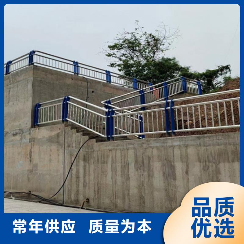 道路护栏【热镀锌立柱】库存量大