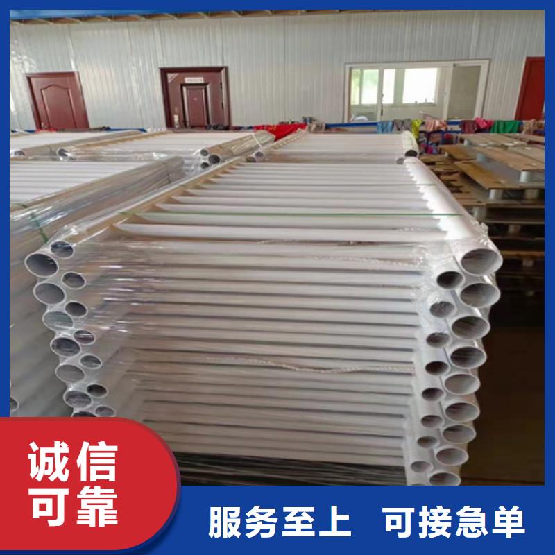 道路護欄鍍鋅噴塑防撞欄專注生產(chǎn)N年