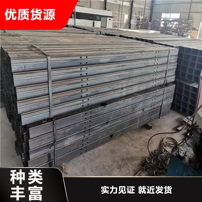 道路護(hù)欄_鍍鋅噴塑防撞欄資質(zhì)認(rèn)證