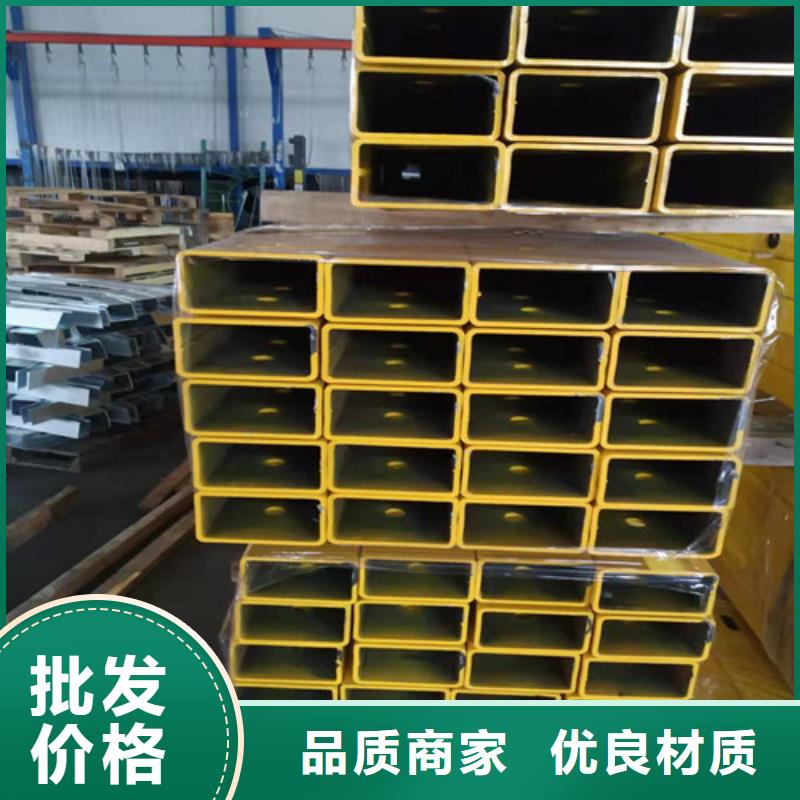 道路護(hù)欄防撞護(hù)欄立柱嚴(yán)格把控質(zhì)量
