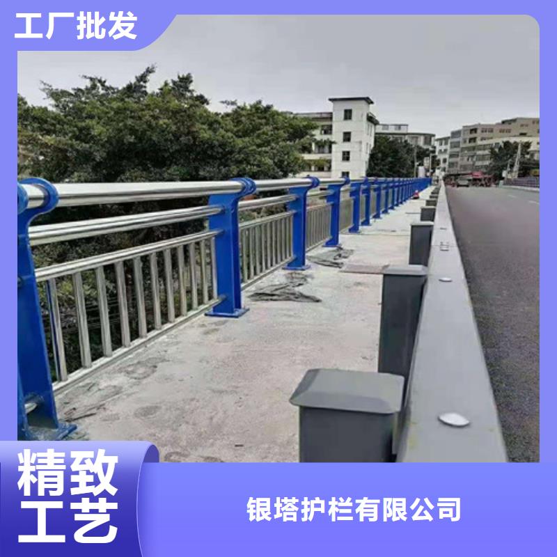 道路護(hù)欄燈光護(hù)欄好廠家有擔(dān)當(dāng)