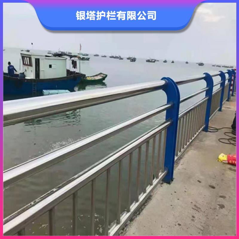 道路護(hù)欄燈光護(hù)欄好廠家有擔(dān)當(dāng)