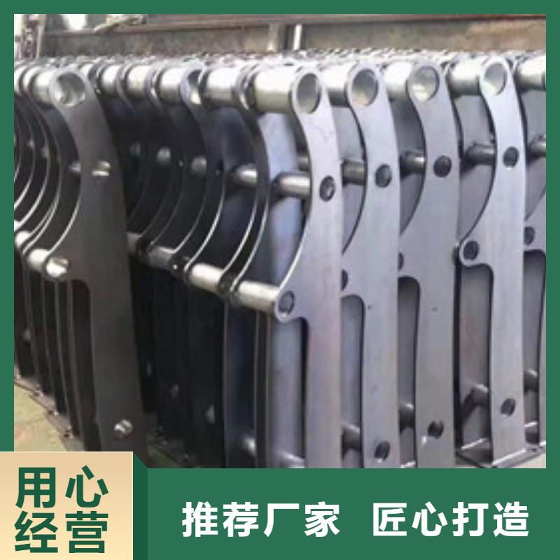 防撞護(hù)欄【鍍鋅波形護(hù)欄】?jī)r(jià)格透明