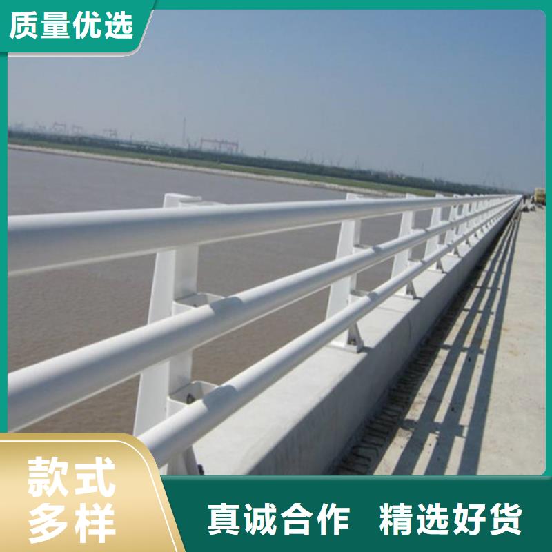 防撞護(hù)欄【鍍鋅波形護(hù)欄】?jī)r(jià)格透明