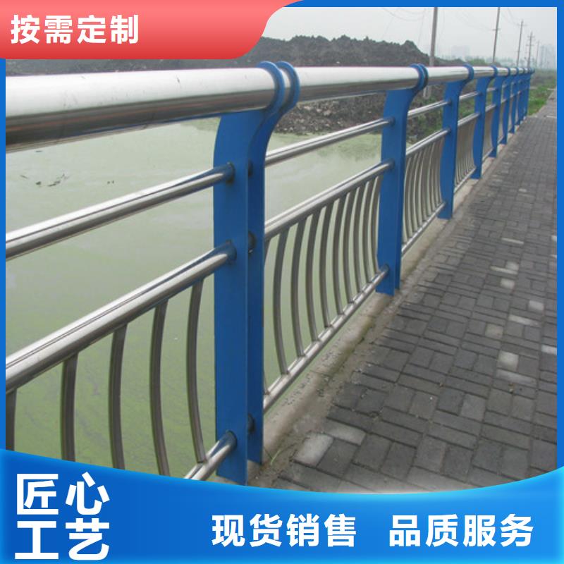 防撞護欄-玻璃欄桿安裝簡單