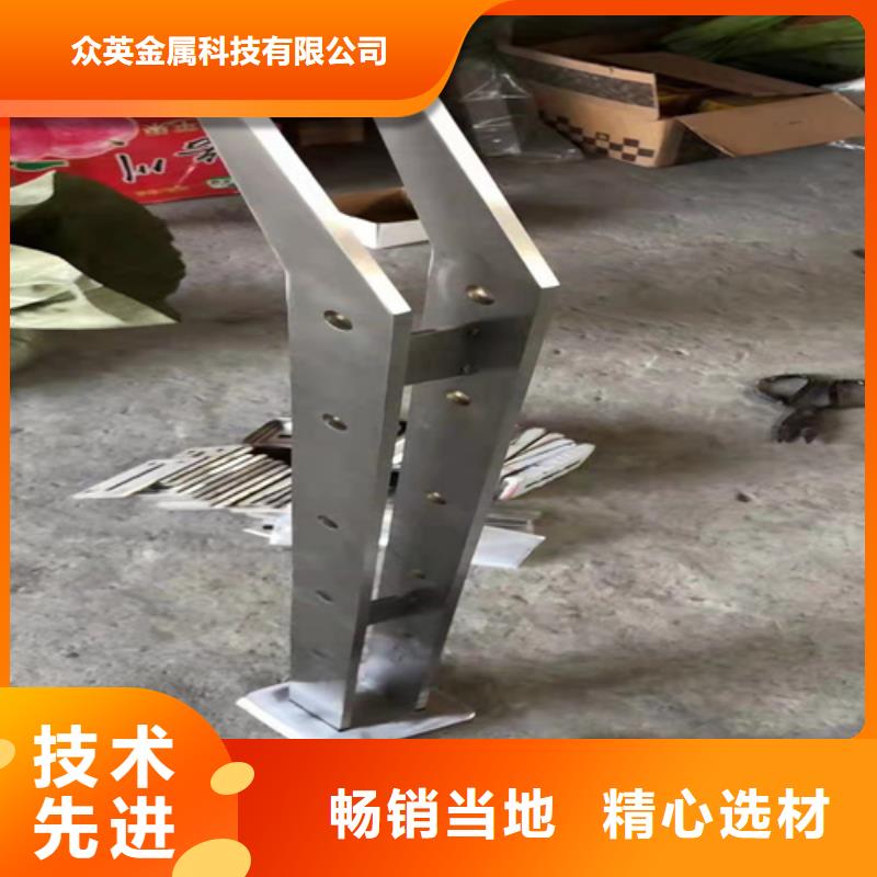 【防撞護(hù)欄【高速開口欄網(wǎng)】規(guī)格齊全實(shí)力廠家】