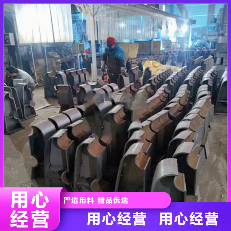 不銹鋼復(fù)合管護(hù)欄防撞欄桿源廠供貨