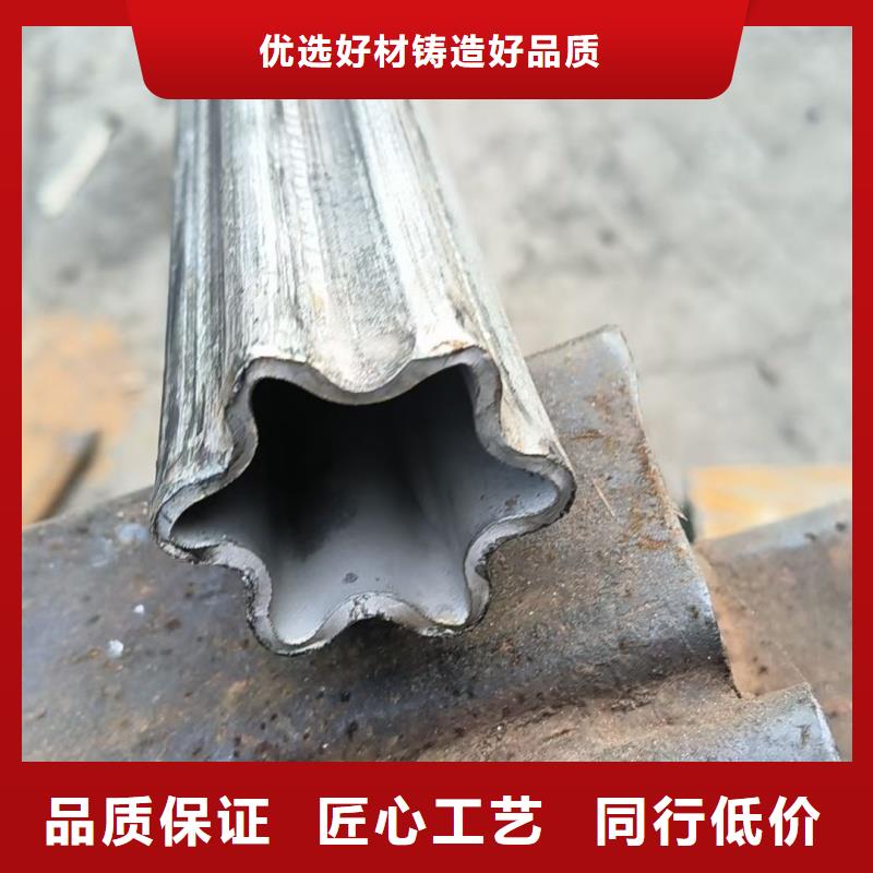 90*104鍍鋅三角管定制加工
