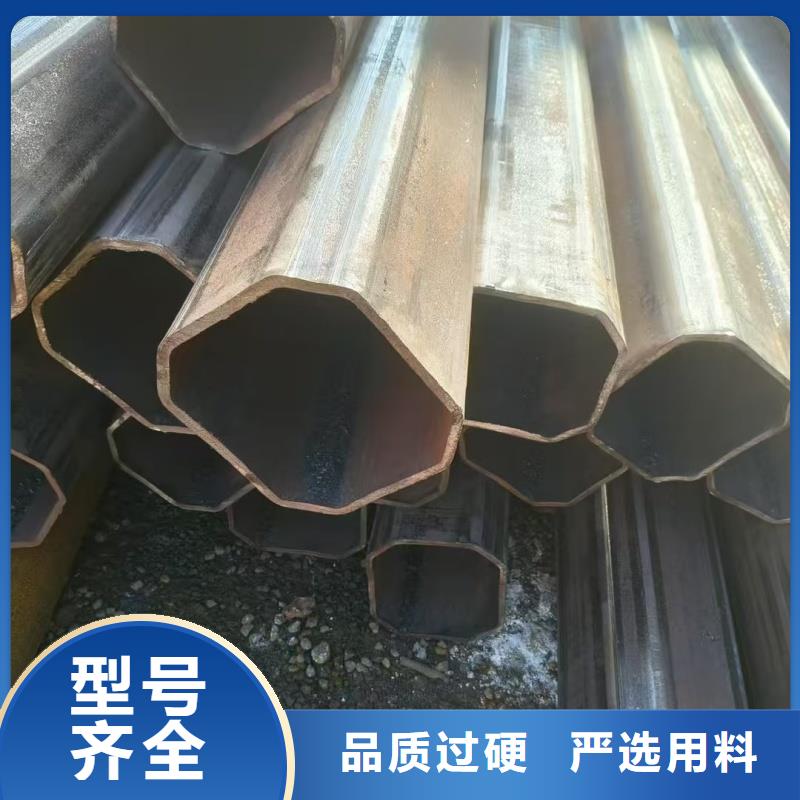 30*30鍍鋅三角管施工隊(duì)伍