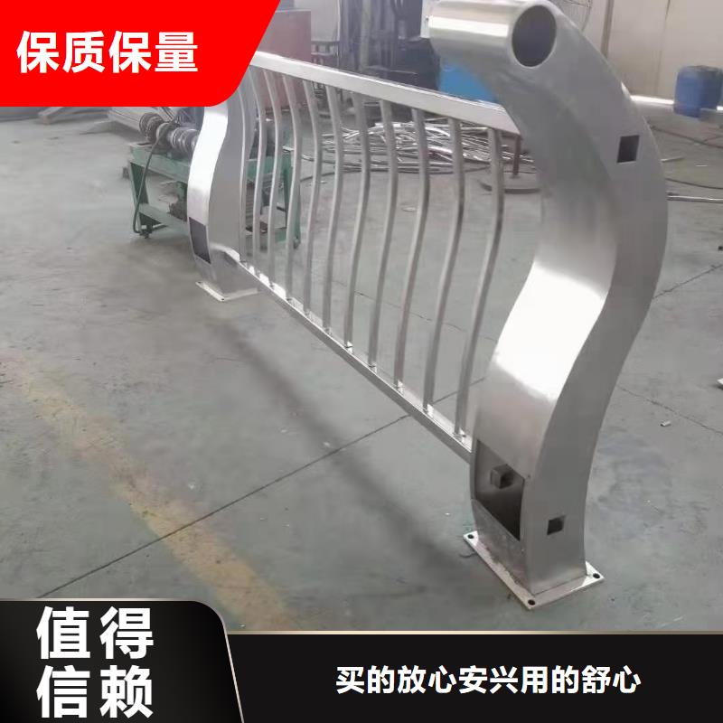 防撞護(hù)欄 鍍鋅波形護(hù)欄專(zhuān)業(yè)生產(chǎn)設(shè)備