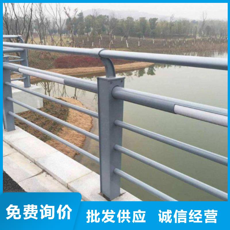 防撞護(hù)欄LED防護(hù)欄桿實(shí)力廠商