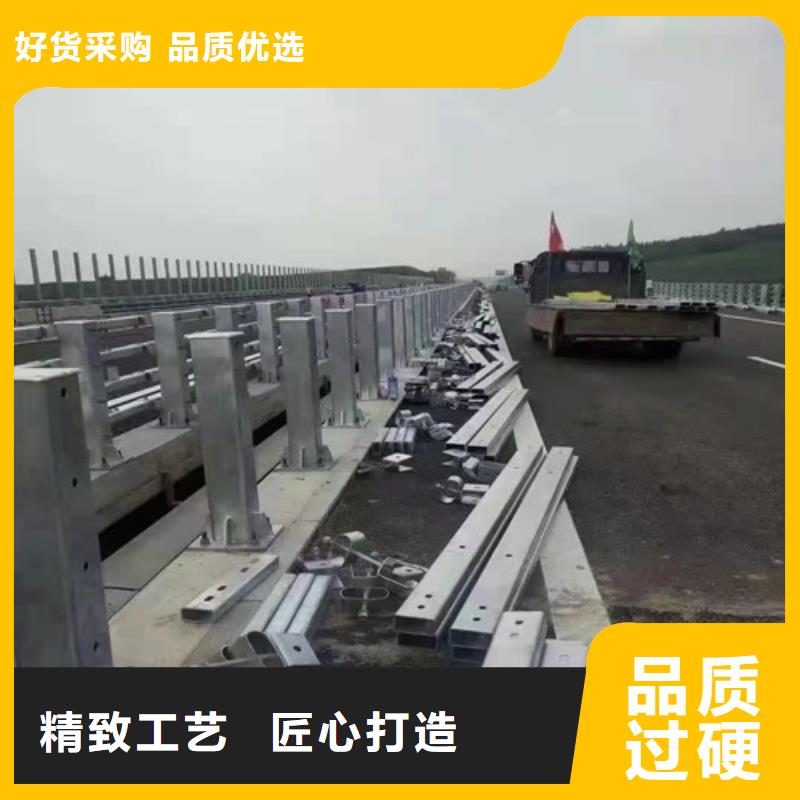 护栏-道路隔离栏工程施工案例