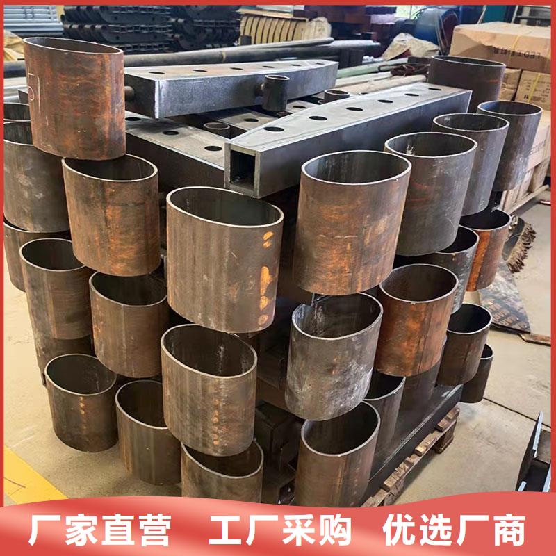 護欄_鋼板立柱敢與同行比質(zhì)量
