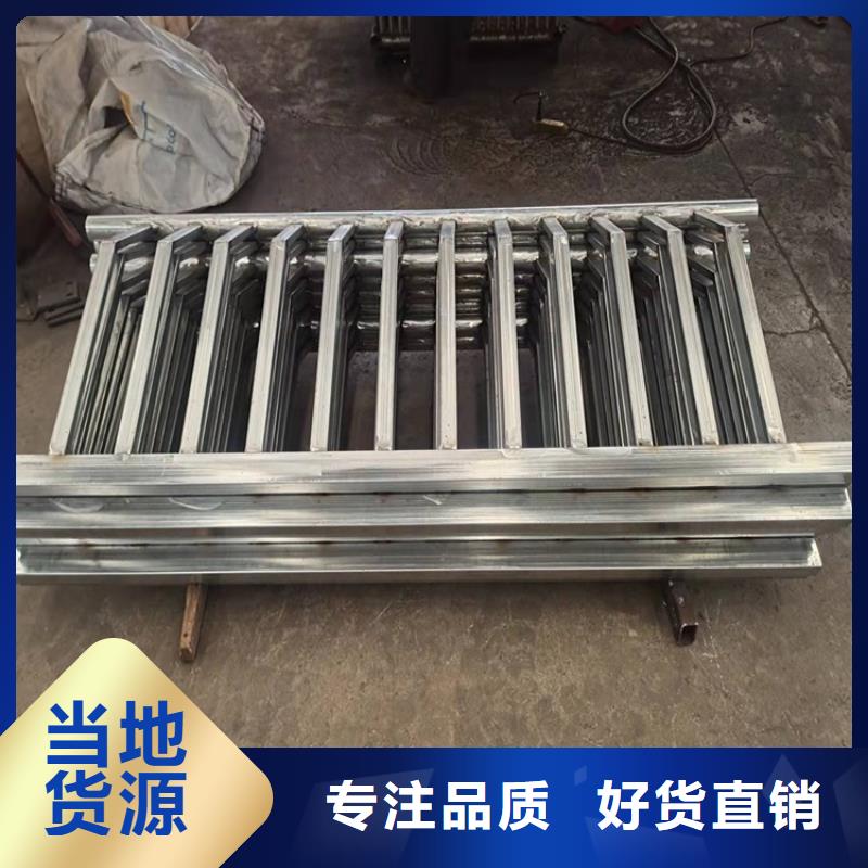橋梁護(hù)欄不銹鋼復(fù)合管欄桿按需設(shè)計(jì)