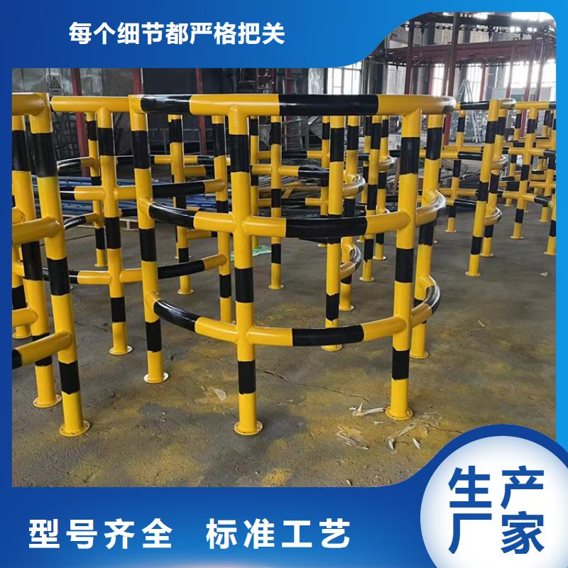 防撞橋梁護(hù)欄河道防護(hù)欄桿工程施工案例