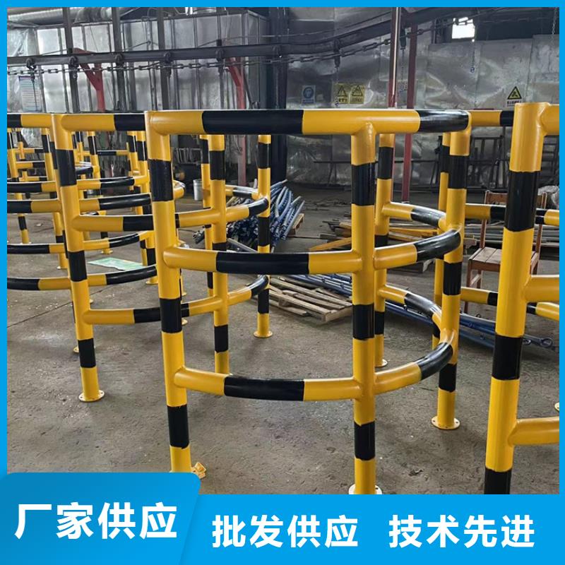 防撞橋梁護(hù)欄_道路護(hù)欄品質(zhì)信得過