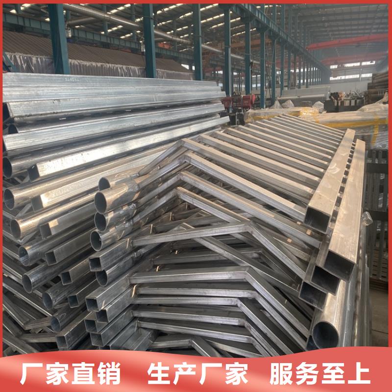 護(hù)欄不銹鋼復(fù)合管護(hù)欄客戶好評