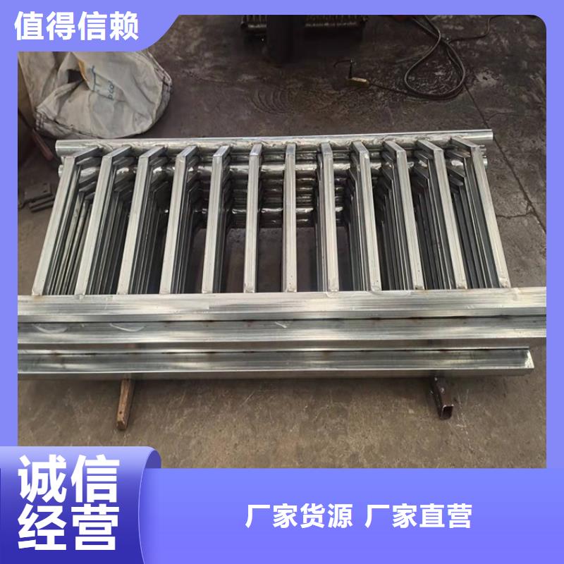 桥梁防撞护栏q235b波形护栏板拒绝伪劣产品