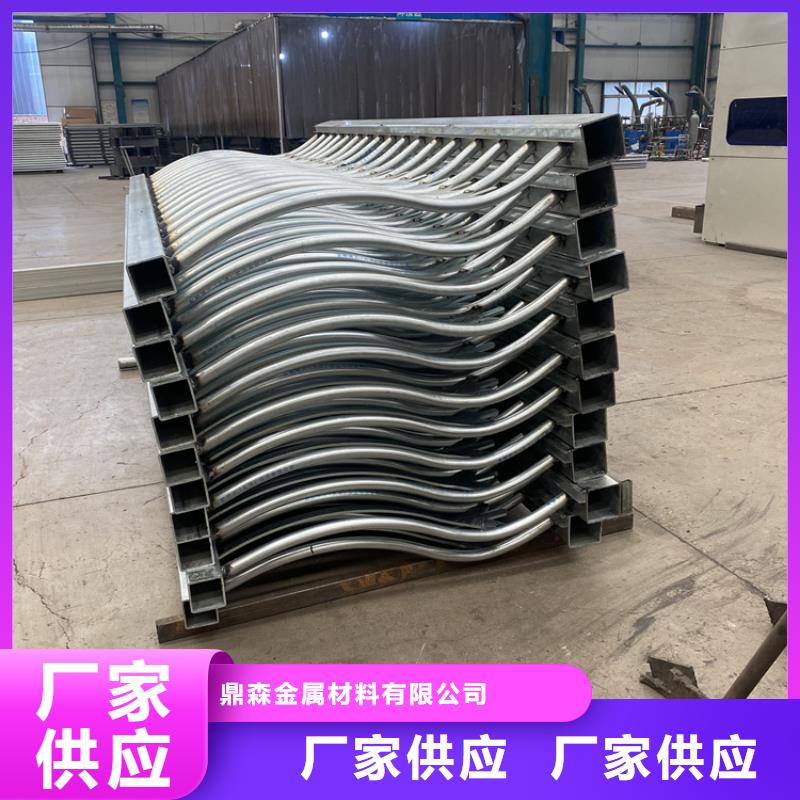 304不銹鋼復(fù)合管橋梁護欄咨詢享優(yōu)惠