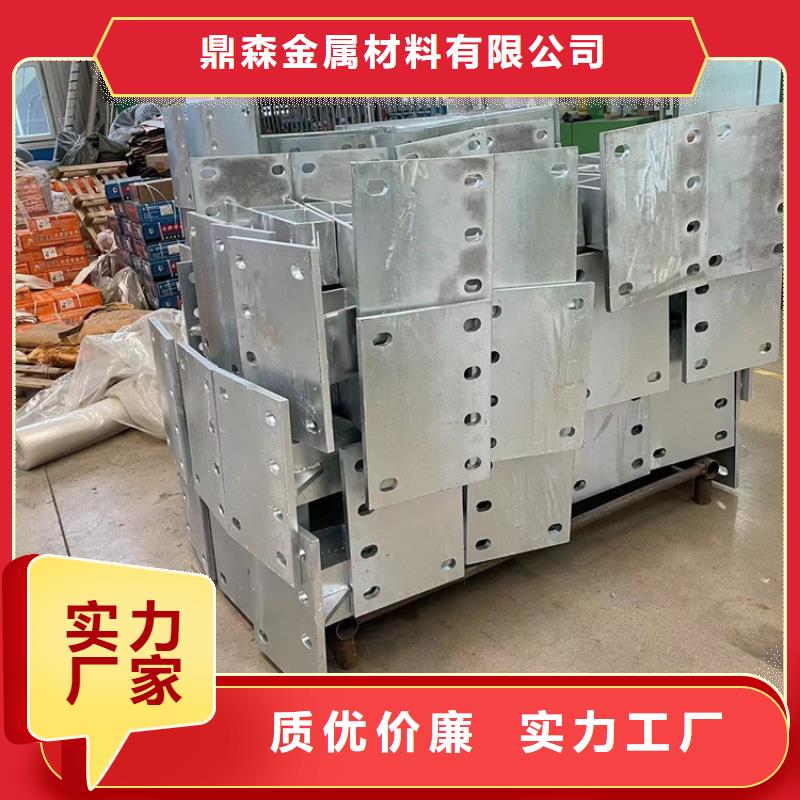 道路防撞護(hù)欄鍍鋅波形護(hù)欄質(zhì)量為本