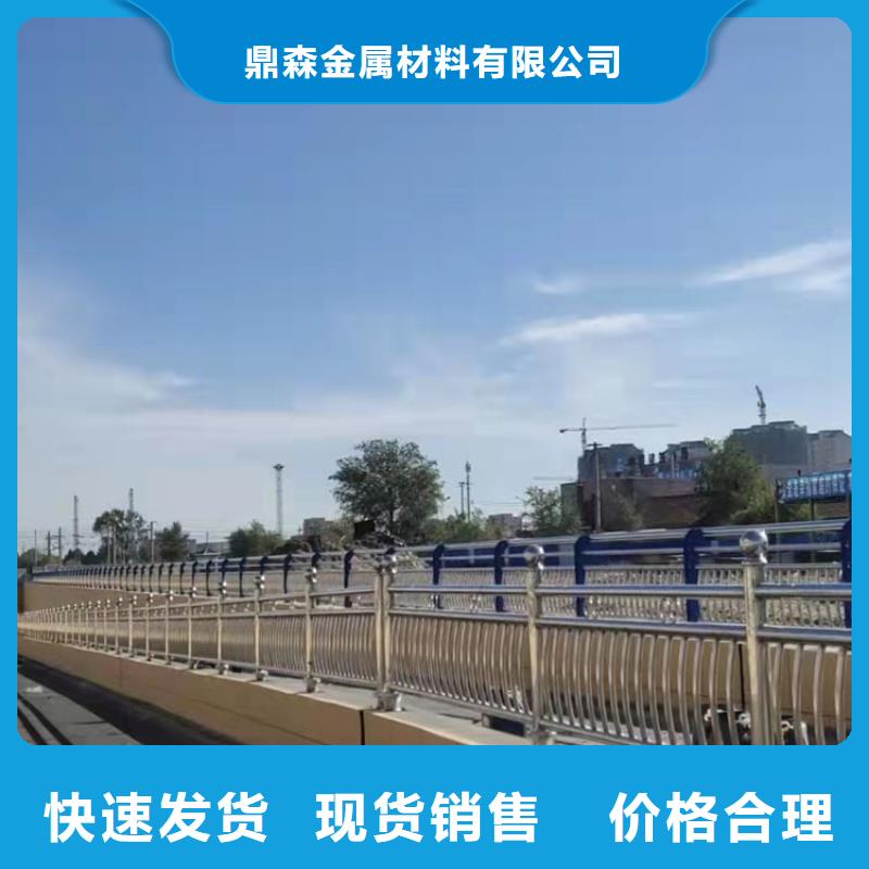 道路防撞護(hù)欄鋼板立柱一致好評產(chǎn)品