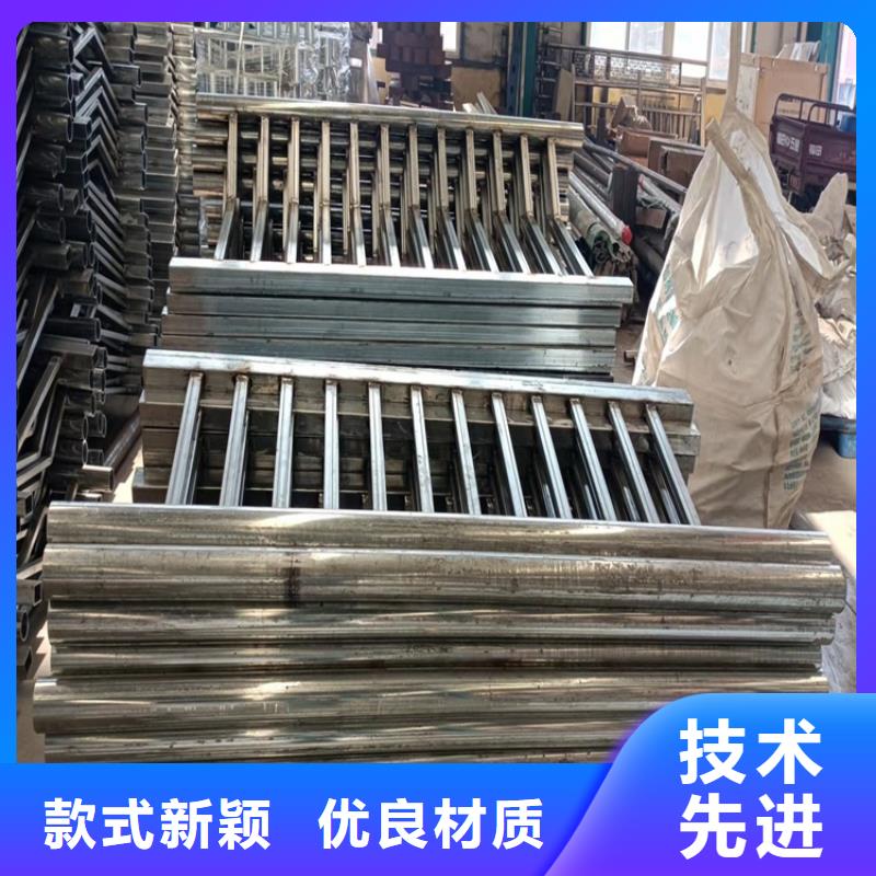 304不銹鋼復(fù)合管護欄大量現(xiàn)貨供應(yīng)