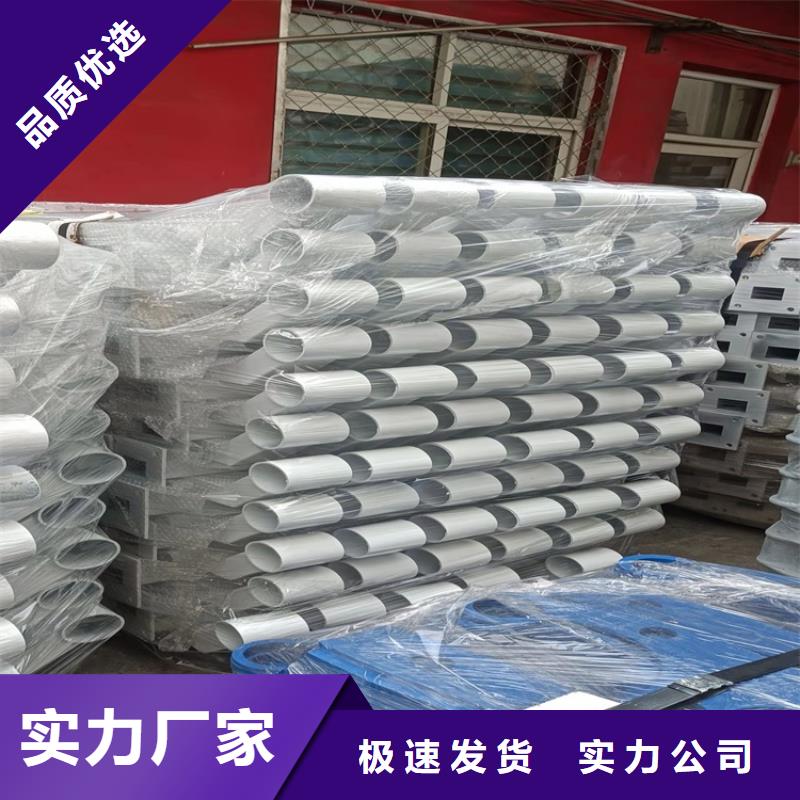 桥梁护栏灯光护栏厂家拥有先进的设备
